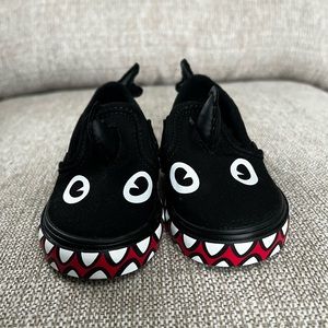 Vans Toddler Boys’ Slip-On Velcro Sneakers